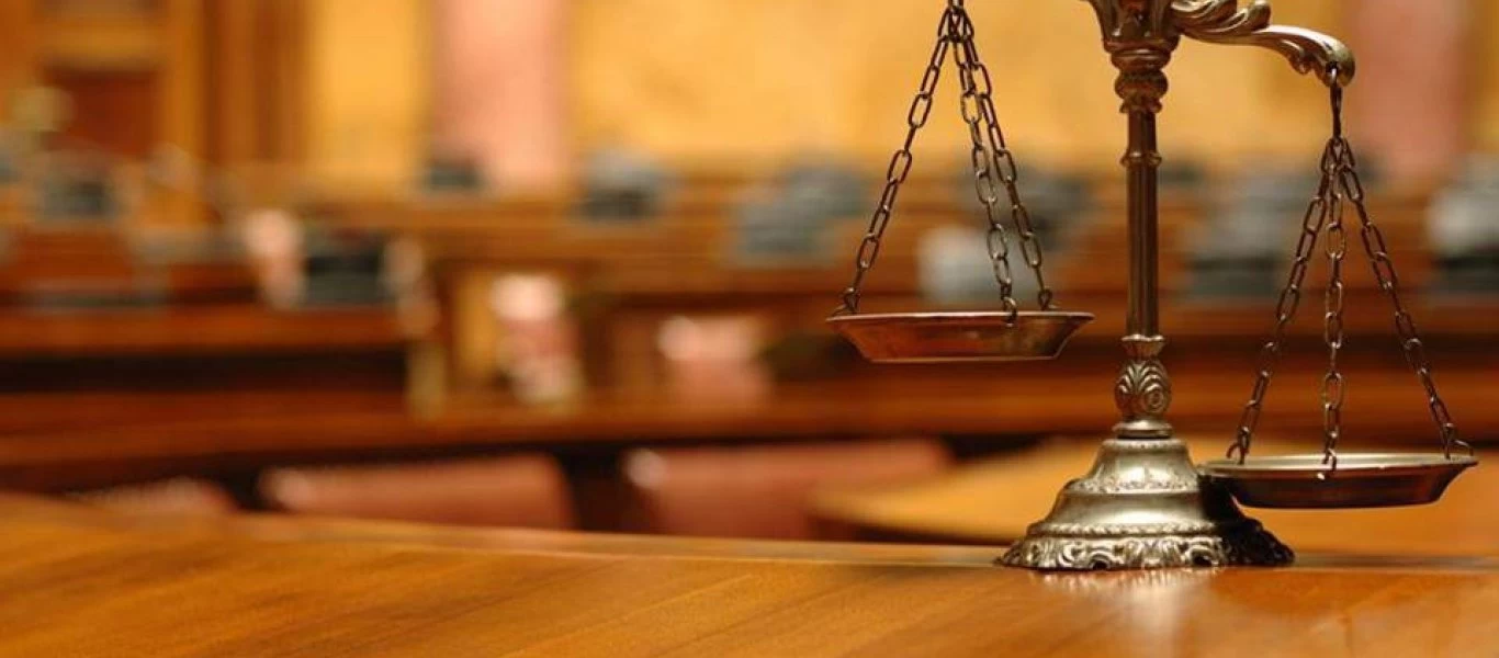 Δικηγορικοί Σύλλογοι: «Η εισαγγελέας της δίκης Τοπαλούδη προσβάλλει το δικηγορικό σώμα - Να διωχθεί πειθαρχικά»